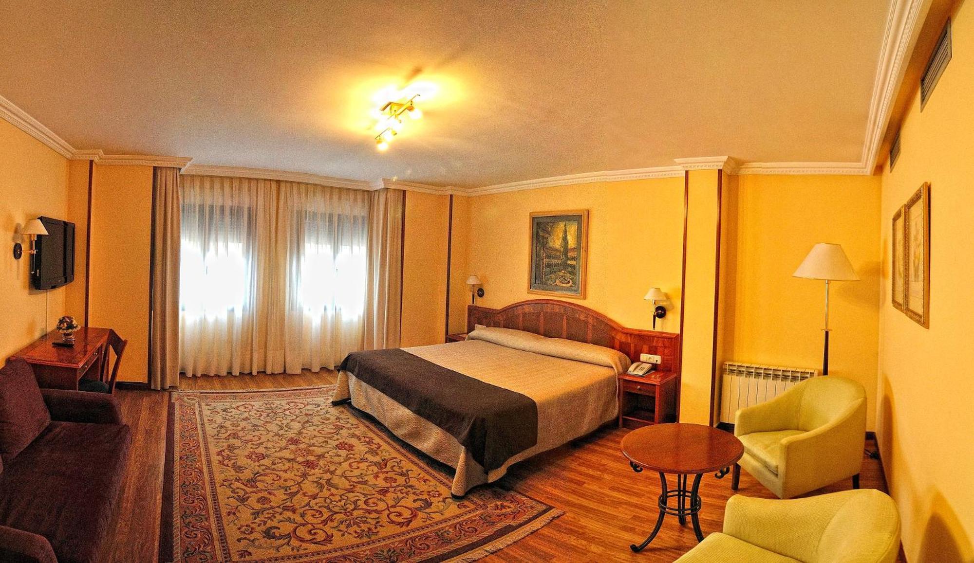 Hotel Alisi Aranda de Duero Εξωτερικό φωτογραφία